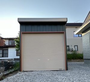 特注ストレージ（コンテナサイズ物置）